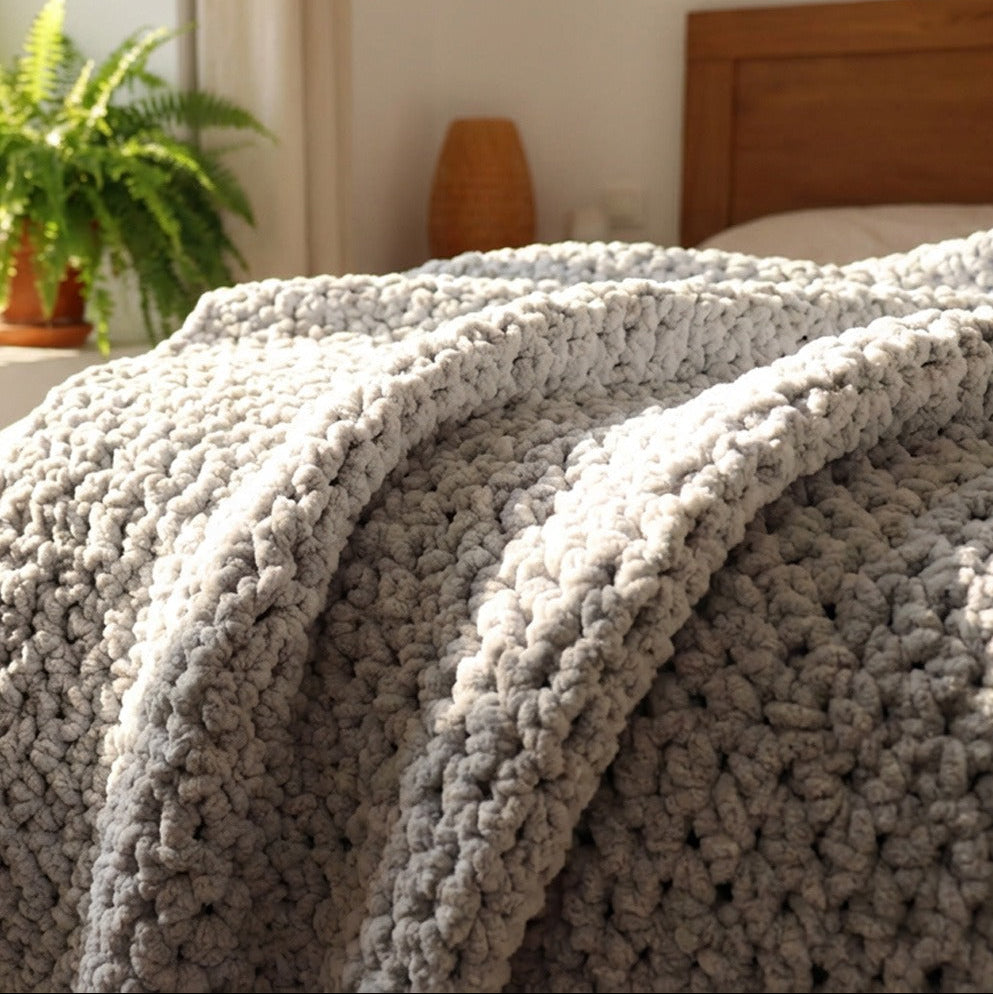 The Easiest TV Blanket – Free Crochet Pattern